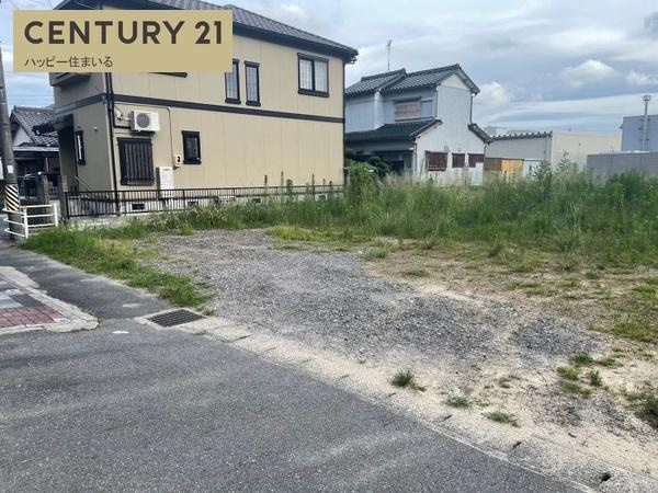 岡崎市舳越町字朝倉の売地の前面道路含む現地写真