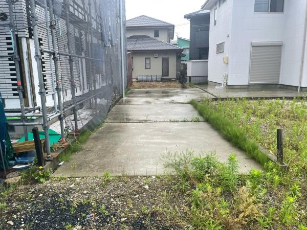 岡崎市土井町・中古戸建の駐車場|３台駐車できます！