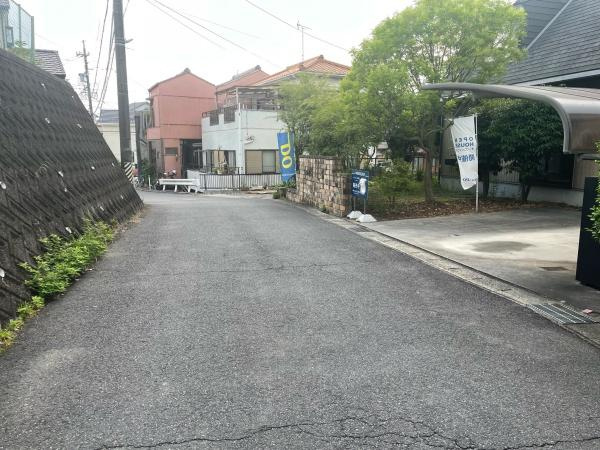 岡崎市元欠町・中古戸建の前面道路含む現地写真|前面道路です。