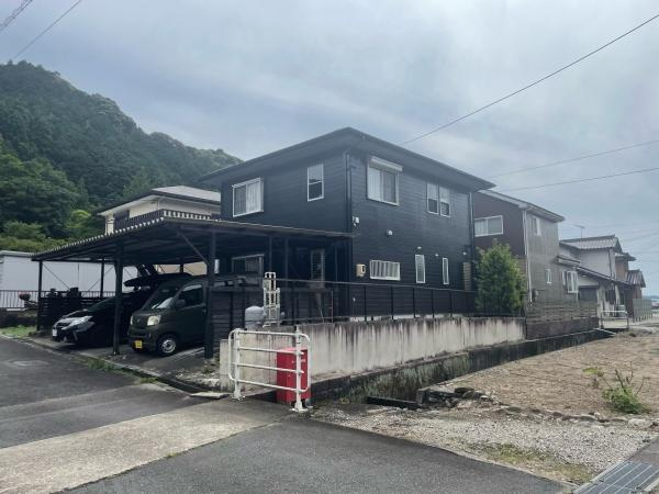 岡崎市滝尻町・中古戸建の外観|外観写真です。