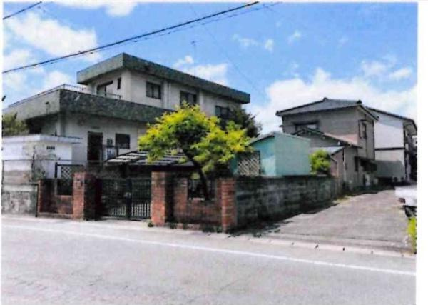 岡崎市日名本町の売地の前面道路含む現地写真