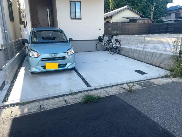 岡崎市上和田町・中古戸建の駐車場|２台駐車できます！