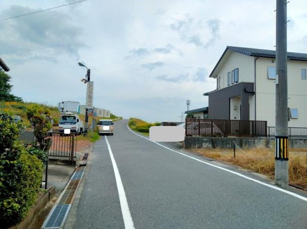岡崎市渡町字大榎の売地の前面道路含む現地写真