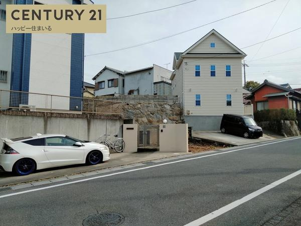 岡崎市美合町字西屋敷の売地の前面道路含む現地写真