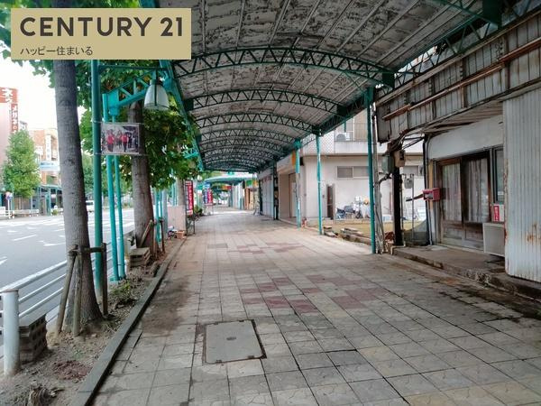 岡崎市本町通３丁目の売地の前面道路含む現地写真
