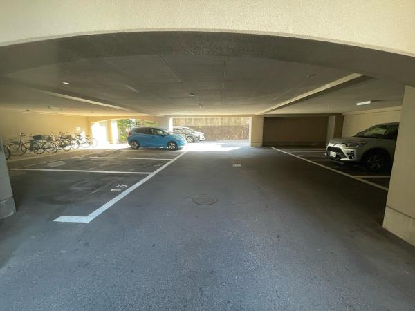 ユニオンハイツ戸崎の駐車場|敷地内駐車場です。