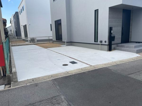 西尾市道光寺町山田　全9棟・I棟の駐車場|３台駐車できます！