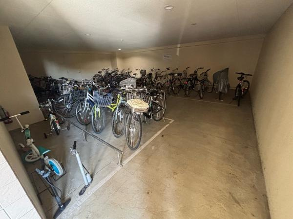 サンシティ北野公園のその他共用部分|駐輪場です。