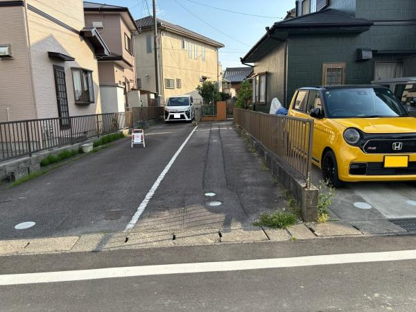 岡崎市岡町・中古戸建の駐車場|１台駐車できます！