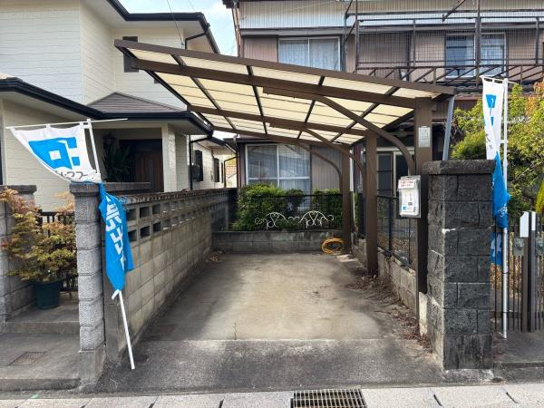 岡崎市竜泉寺町・中古戸建の駐車場|１台駐車できます！