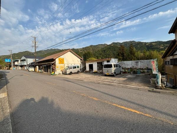 岡崎市宮崎町荒居沢西・中古戸建