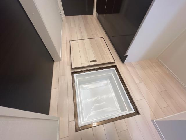 メゾン　ラ　テールのキッチン|床下収納（イメージ）