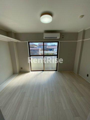 106寺前の居間・リビング