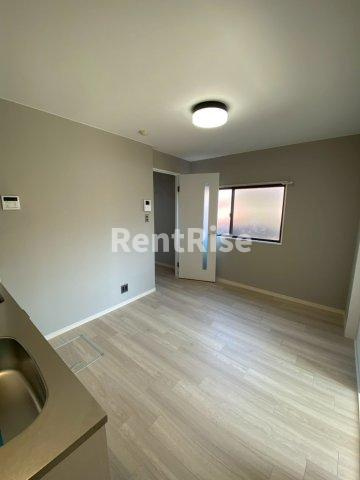 106寺前の居間・リビング