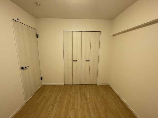 エスポア金山の洋室