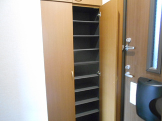 【玄関】 | リブェールＡ