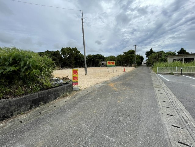 上野字新里106-1・106-2の外観