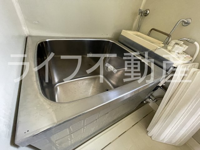 旭ハイツの浴室|きれいなお風呂です