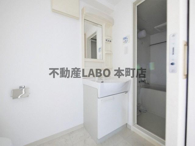 アスリート本町リバーウエストの洗面所