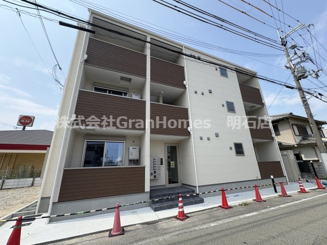 明石市大久保町西脇のアパートの外観