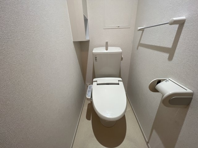 シン．シン．ハウスＤのトイレ