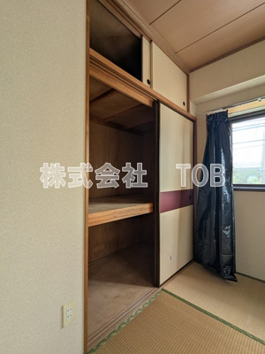 【収納】 | ハイツペガサス | 和室6帖　2　収納※クリーニング完了前※