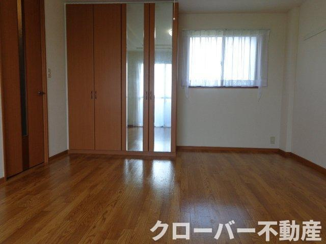 ピーチヒルズの内装|洋室