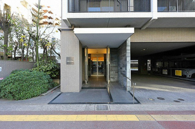 【エントランス】 | レジディア天神