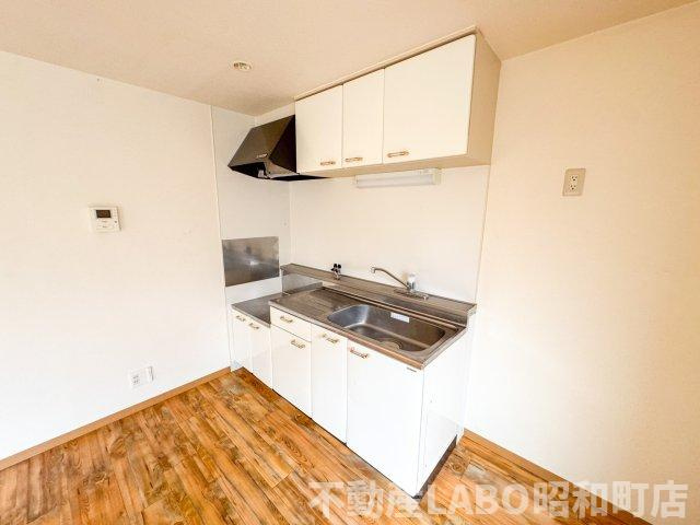 プレジール中野のキッチン