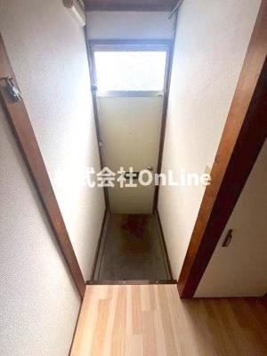 【玄関】 | 八尾木6丁目貸家