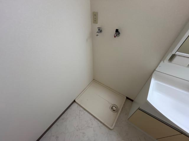 サンシャイン上坂のその他|洗濯機置場