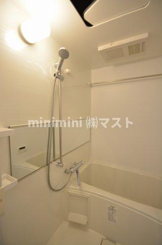 スプランディッド堀江の浴室
