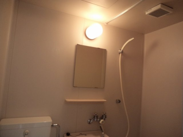 エステート白山の洗面所