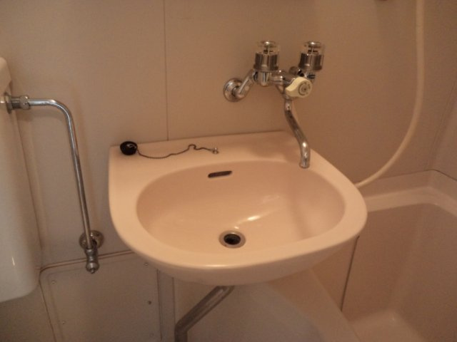 エステート白山の洗面所