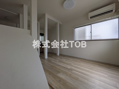 【居間・リビング】 | 世田谷区松原一丁目戸建 | 5.9帖