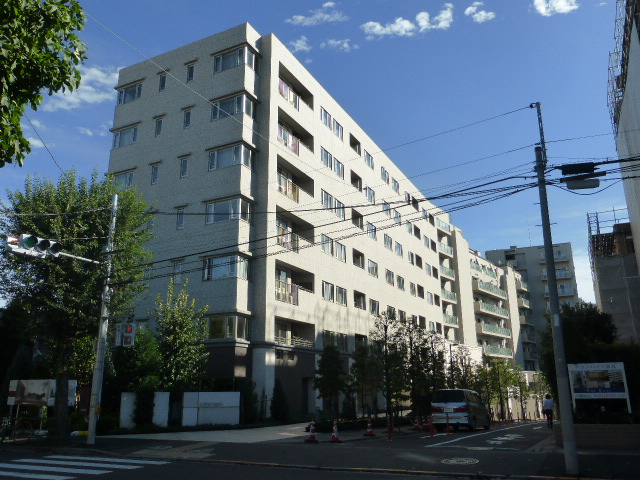 グレンパーク駒場の外観