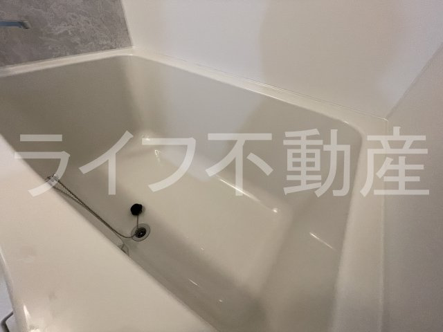 COSMO　WAKAEMINAMIの浴室|コンパクトで使いやすいお風呂です