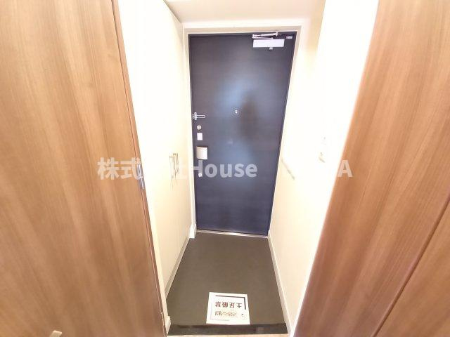 プレサンスKOBEシフォンの玄関
