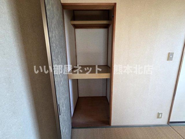 トゥインクル塔乃本 B棟の収納