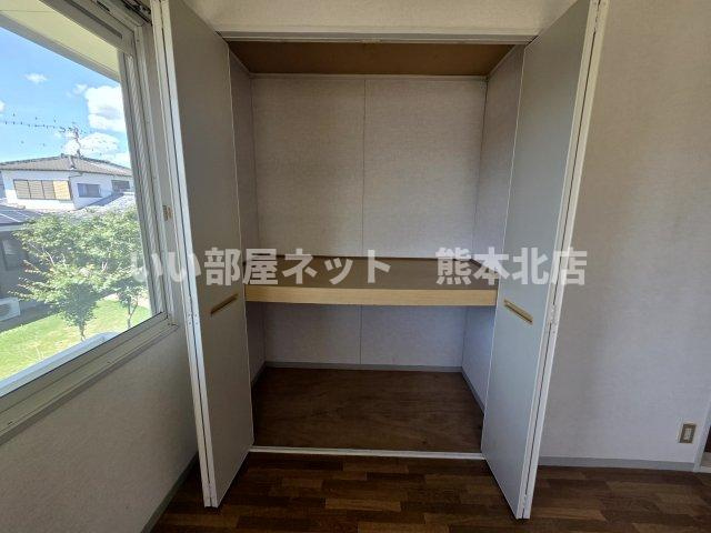 トゥインクル塔乃本 B棟の収納