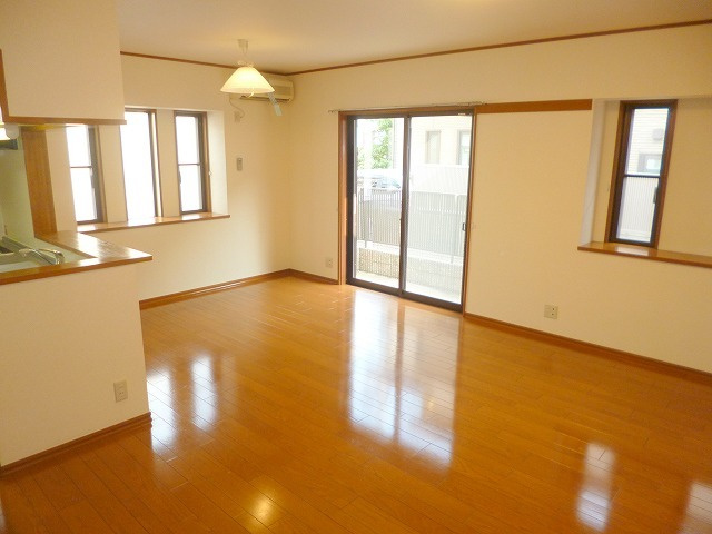 グレースの居間・リビング|★16.4帖の広々LDK★