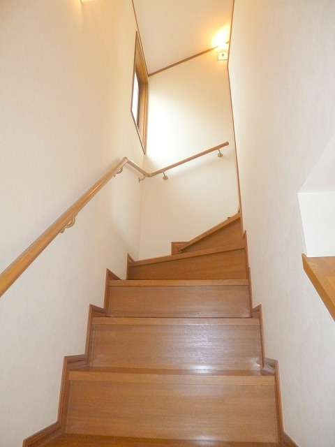 グレースのその他|階段
