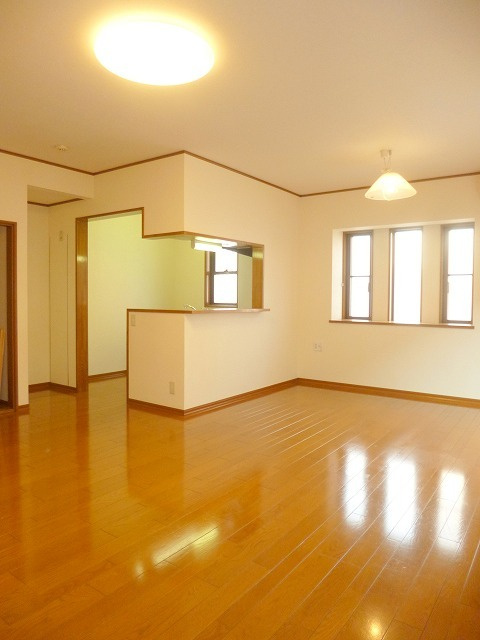 グレースの居間・リビング|★16.4帖の広めのLDK★