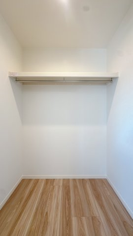 【収納】 | トーカンマンション警固・内野警固ビル☆仲介手数料無料☆ | ふとしたスペースに、活かされた収納。生活を支えるのはこんな気遣い。