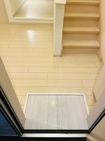 仲介手数料0円La　vitaの玄関