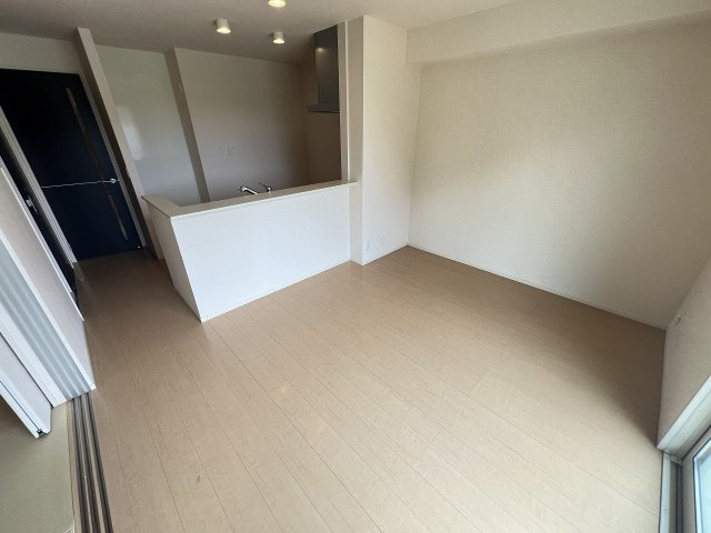 リバーサイド響の居間・リビング