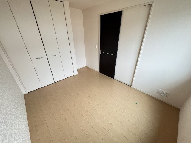 リバーサイド響の洋室