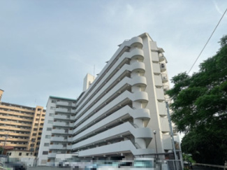 【外観】 | 敷地すべてに管理が行き届いていて、安心できます。まず、清潔です。