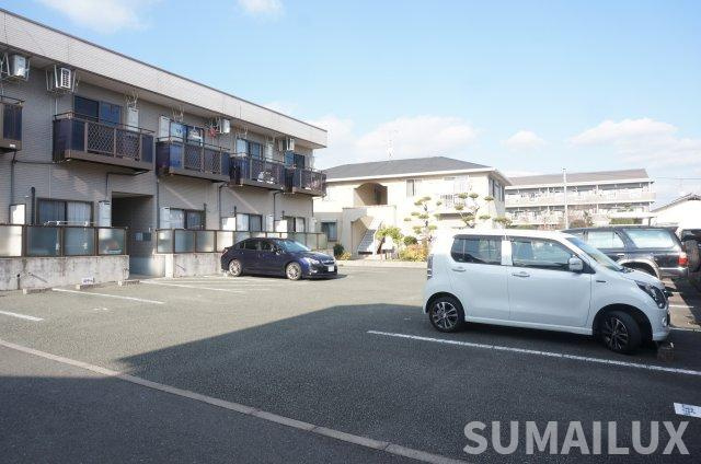 モイセス下南部の駐車場