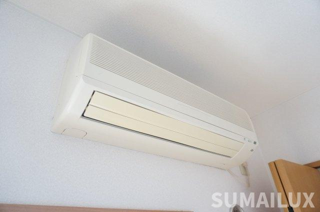 モイセス下南部の設備